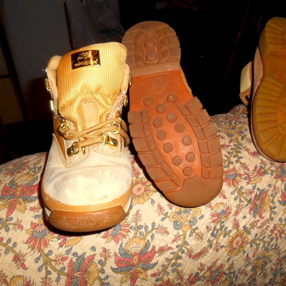 CHILDS HIKING BOOTS